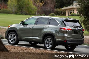 Insurance rates Toyota Highlander Hybrid in Tampa